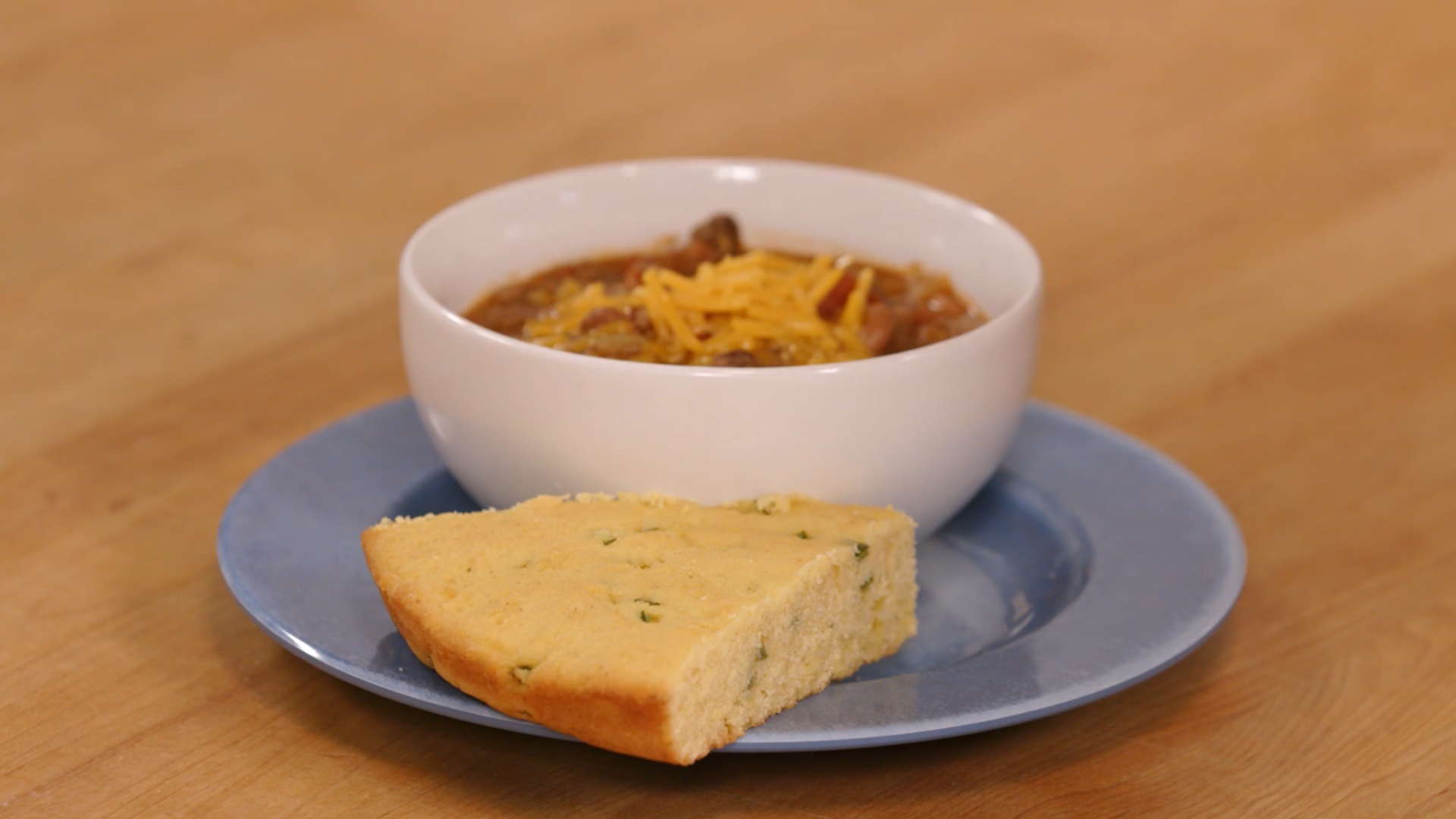 Braised Beef Chili With Jalapeño Cornbread Tastemade