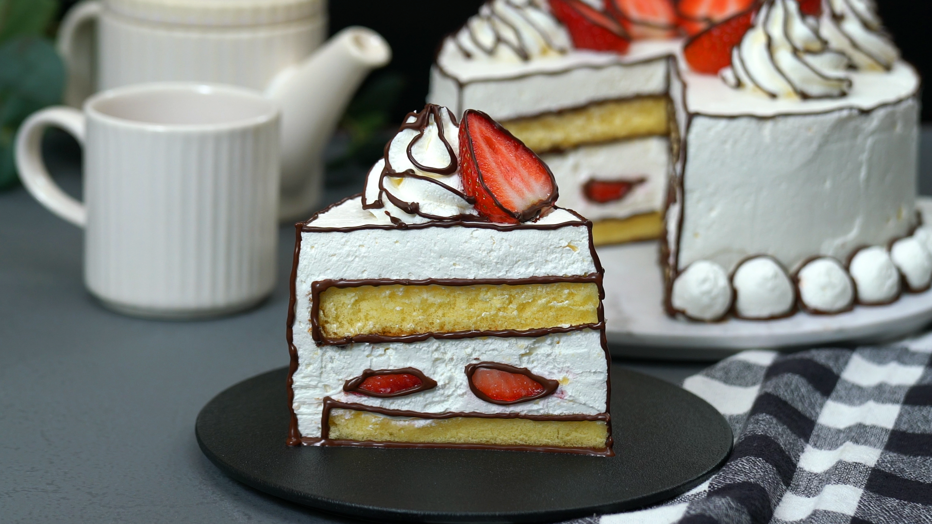 Bon Gâteau ケーキ作りレシピ集 全2巻 I'll teach you a recipe for a shortcake that will definitely