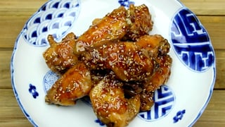 BAKED SESAME CHICKEN WINGS_THUMB_1080x1080---auto-cropped.jpg
