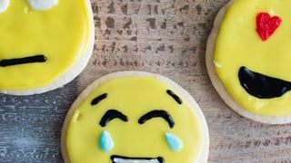COOKIE DE EMOJI 1X1-1---auto-cropped.jpg