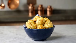 pao-de-queijo-frances-com-bacon_l_thumb.jpg