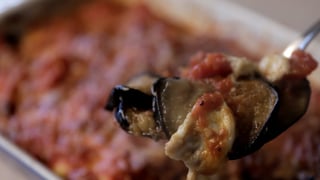 EP 7 - BERINJELA PARMEGIANA---auto-cropped.jpg