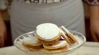 alfajores-de-doce-de-leite_landscapeThumbnail_pt.jpeg