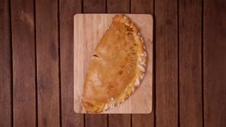 CALZONE DE PIZZA THUMB 1920x1080