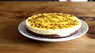 torta-mousse-de-maracuja_landscapeThumbnail_en-US.jpeg