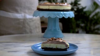 torta-de-limao-com-chocolate_landscapeThumbnail_pt.jpeg