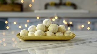 trufas-de-chocolate-branco_landscapeThumbnail_pt.jpeg