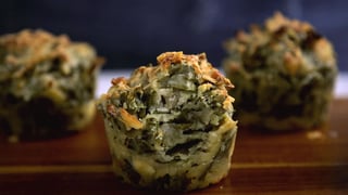 muffin-de-espinafre-e-ricota-com-bacon_landscapeThumbnail_pt.jpeg