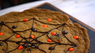 cookie-mandms-halloween_landscapeThumbnail_pt.jpeg