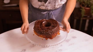 bolo-de-cenoura-com-brigadeirao_landscapeThumbnail_en-US.jpeg