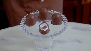 nha-benta-de-brigadeiro_landscapeThumbnail_pt.jpeg