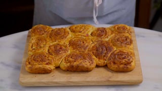 bacon-cinnamon-rolls_landscapeThumbnail_pt.jpeg