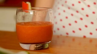 comida-de-cinema_s1e21_gazpacho-de-muheres-a-beira-de-um-ataque-de-nervos_landscapeThumbnail_pt.jpeg