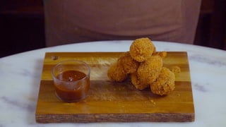 coxinha-da-asa-empanada_landscapeThumbnail_pt.jpeg