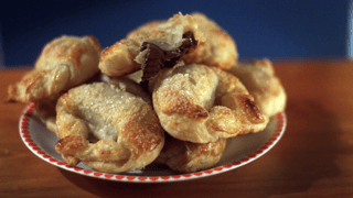 max-thumbnail-episode-croissant-au-chocolat-de-simplesmente-complicado