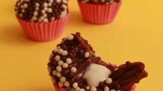 brigadeiro de chocolate com mousse de limão_1x1_thumb---auto-cropped.jpg