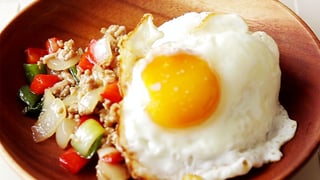 THAI CHICKEN_THUMB_1080x1080---auto-cropped.jpg