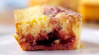 blondie-de-chocolate-branco-com-frutas-vermelhas_l_thumb.jpg