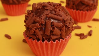 brigadeiro de café_1x1_thumb---auto-cropped.jpg