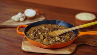 estrogonofe-ao-molho-de-queijos-emmental-e-gruyere_l_thumb3.jpg