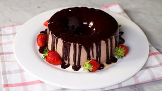 pudim-de-morango-com-chocolate_l_thumb.jpg
