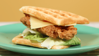 buttermilk-fried-chicken-waffle-burger_landscapeThumbnail_en-UK.png