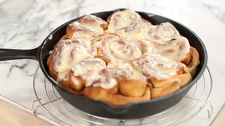 skillet-cinnabuns_landscapeThumbnail_en-UK.jpeg
