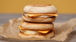 egg-mcmuffin_landscapeThumbnail_en-UK.png