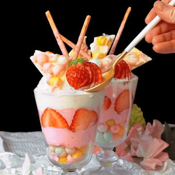 ゆめかわ🦄】おいりチョコクランチパフェ | TASTEMADE